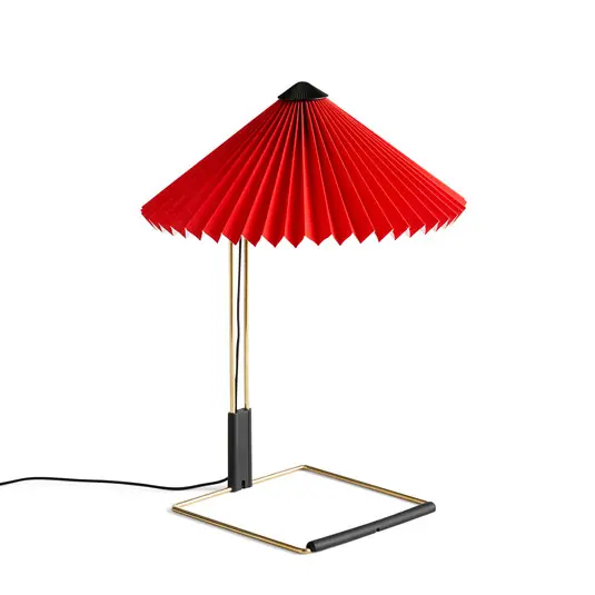 Matin LED-Tischlampe, hellrot/messing, Höhe 38 cm - Hay Wochenendangebot